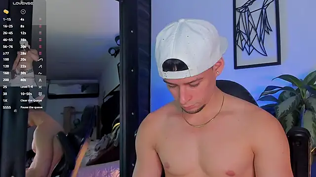 Snapshot of JadeSmiith_ chatting on 11.20.25 JadeSmiith online show from 11.20.25