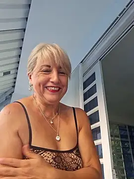 almaluna7 online show from 03.23.26