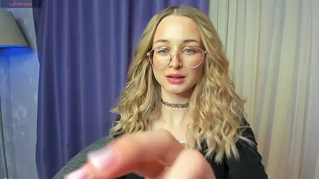 Tiffanyhunt online show from 02.01.25