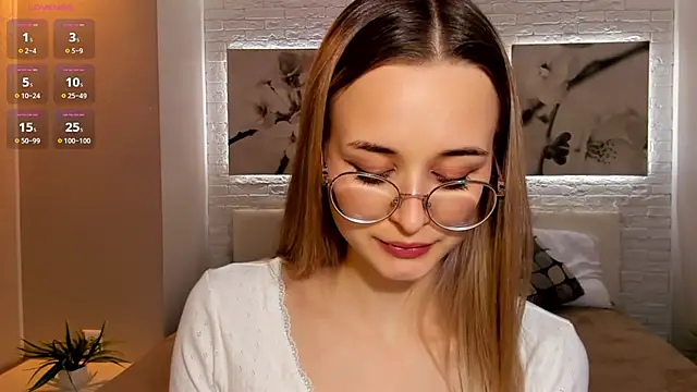 Tiffanyhunt online show from 03.14.25