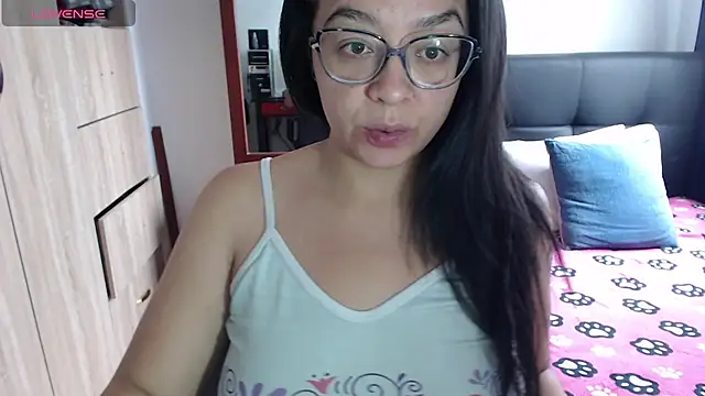 Snapshot of miia-big1boobs_ chatting on 01.27.25 miia-big1boobs  online show from 01.27.25