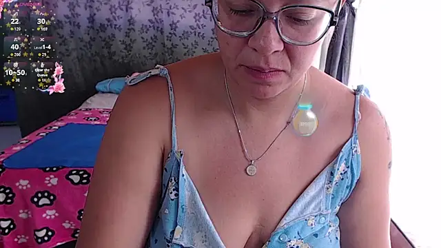 Snapshot of miia-big1boobs_ chatting on 09.26.25 miia-big1boobs  online show from 09.26.25