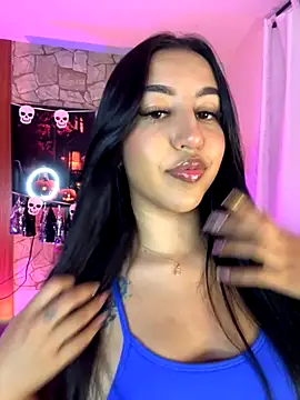 Tamara Roberts1 online show from 10.23.25