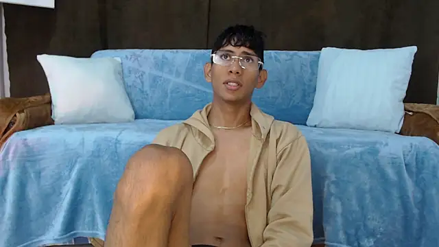 Snapshot of Nick_Collins18 chatting on 11.03.25 Nick Collins18 online show from 11.03.25