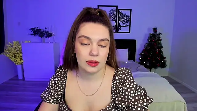 Snapshot of DaniellaLovely chatting on 01.12.25 DaniellaLovely online show from 01.12.25