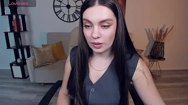 Snapshot of DaniellaLovely chatting on 03.20.25 DaniellaLovely online show from 03.20.25