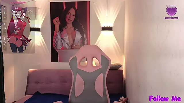 vittorialombardi   online show from 10.19.25