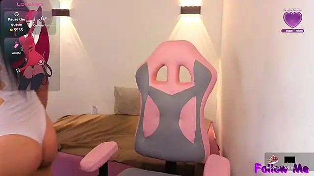 vittorialombardi   online show from 12.18.25