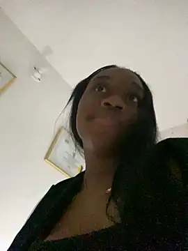 Snapshot of EscorpiLeoncita chatting on 01.19.25 EscorpiLeoncita online show from 01.19.25