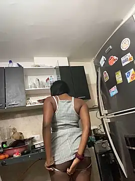 Snapshot of EscorpiLeoncita chatting on 01.26.25 EscorpiLeoncita online show from 01.26.25