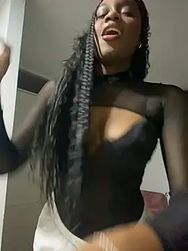 Snapshot of EscorpiLeoncita chatting on 02.08.26 EscorpiLeoncita online show from 02.08.26