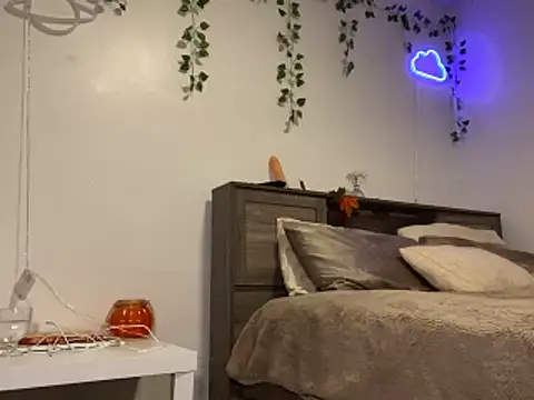 Kittyymaze1 online show from 11.06.25