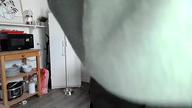 Snapshot of Kittyymaze1 chatting on 02.19.26 Kittyymaze1 online show from 02.19.26