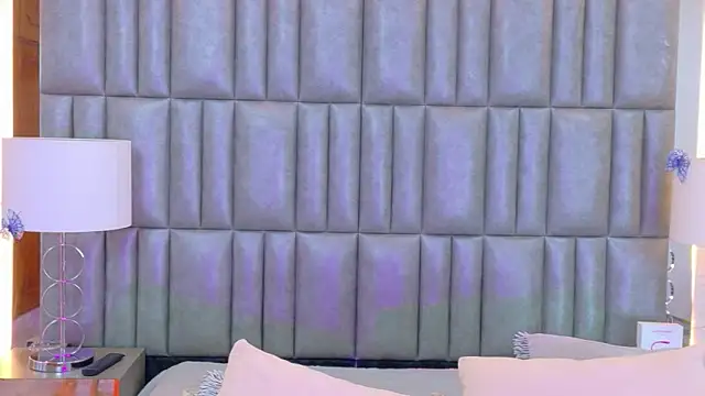 Snapshot of TiaraRosse chatting on 05.23.26 TiaraRosse online show from 05.23.26