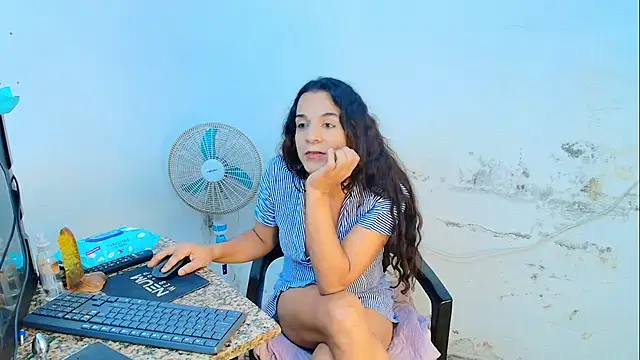 Oh Tique online show from 02.26.26