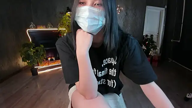 Snapshot of Jennifer_murr chatting on 12.18.25 Jennifer murr online show from 12.18.25