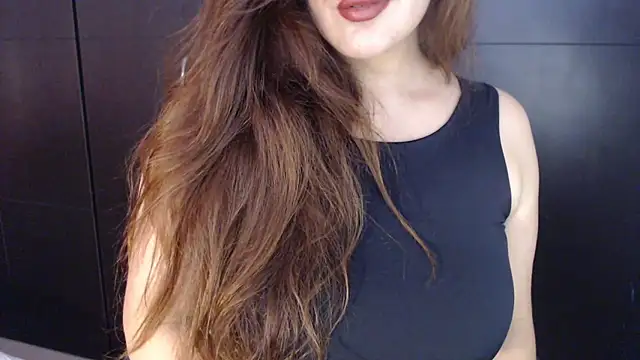 Snapshot of AdharaLujan chatting on 02.12.25 AdharaLujan online show from 02.12.25