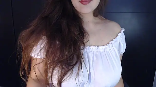 Snapshot of AdharaLujan chatting on 02.13.25 AdharaLujan online show from 02.13.25