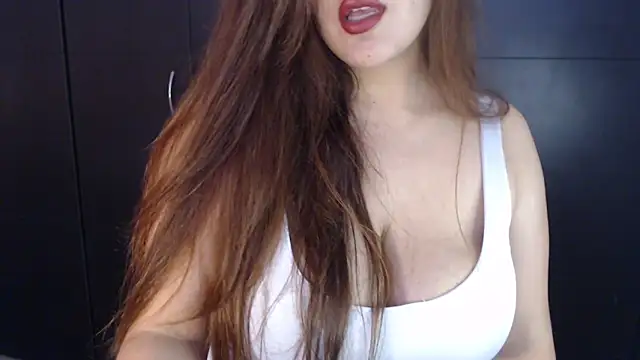 Snapshot of AdharaLujan chatting on 02.21.25 AdharaLujan online show from 02.21.25