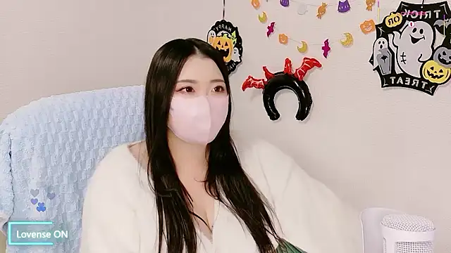 yukinko o  online show from 10.28.25