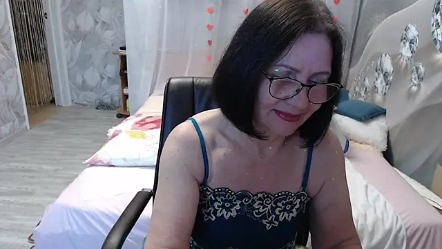 OlgaHottie online show from 04.13.26