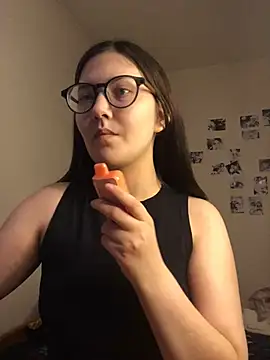 Prudie Gabriella online show from 12.20.24