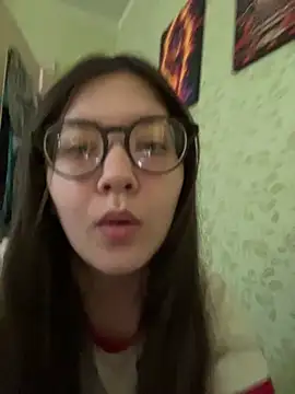 Snapshot of Prudie_Gabriella chatting on 04.24.26 Prudie Gabriella online show from 04.24.26