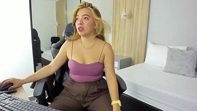 alma fenix online show from 12.02.25