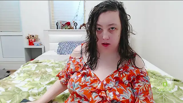 cute and hot online show from 01.30.25