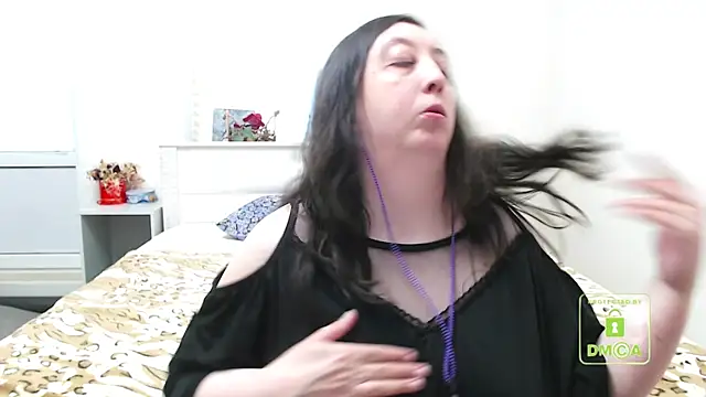 cute and hot online show from 02.17.25