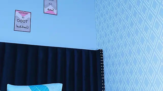 hotlatinateacher online show from 03.12.26