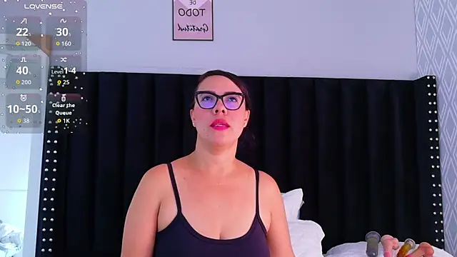 hotlatinateacher online show from 04.05.26