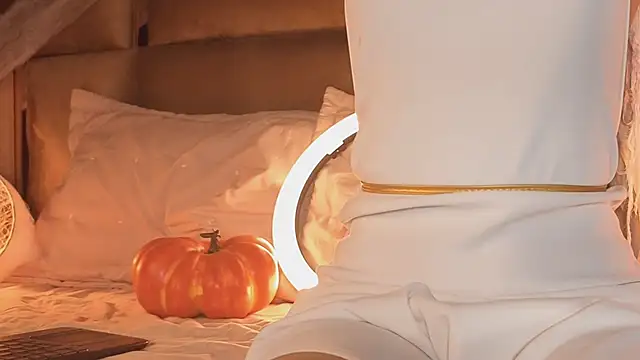 angelinepossy online show from 10.18.25