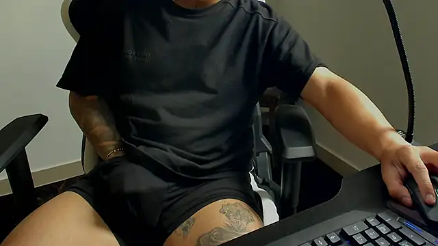 stebankechima online show from 10.24.25