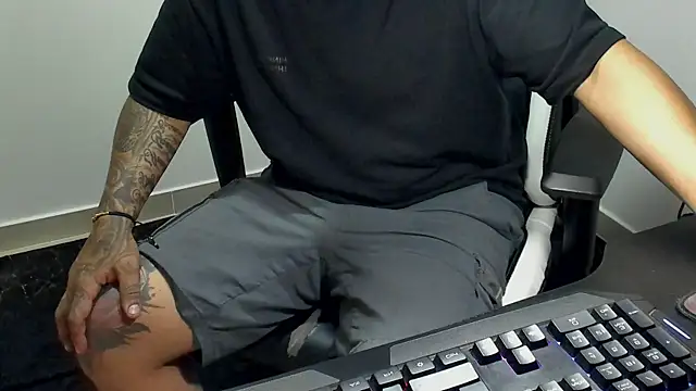 stebankechima online show from 10.30.25