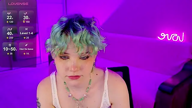 Snapshot of School_Love chatting on 01.20.25 School Love online show from 01.20.25