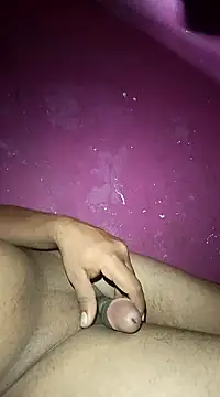 cussycat29 online show from 12.30.24