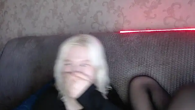 Snapshot of EnigmaSee chatting on 05.03.26 EnigmaSee online show from 05.03.26