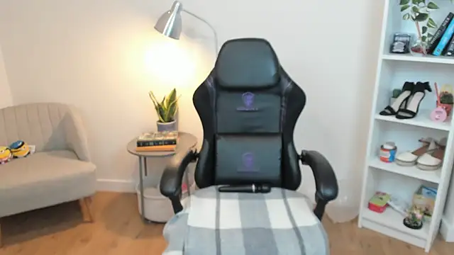  BellaEvans  online show from 02.18.25