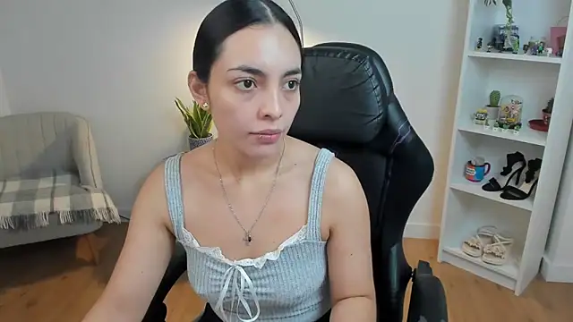  BellaEvans  online show from 02.13.26