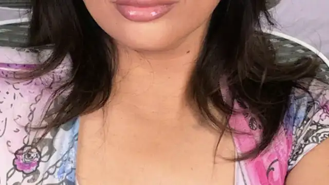 xprettysmilex online show from 04.15.26