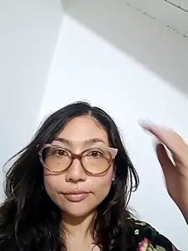 Snapshot of Mia_Ruiz chatting on 01.30.25 Mia Ruiz online show from 01.30.25