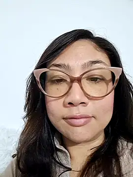 Snapshot of Mia_Ruiz chatting on 02.14.25 Mia Ruiz online show from 02.14.25