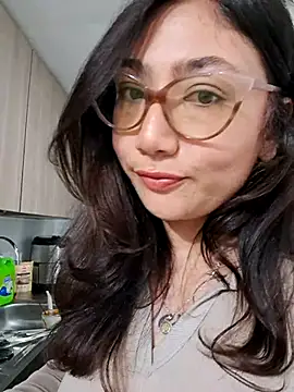 Snapshot of Mia_Ruiz chatting on 03.22.25 Mia Ruiz online show from 03.22.25