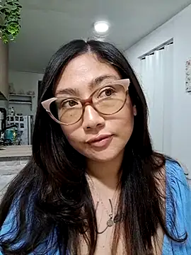 Snapshot of Mia_Ruiz chatting on 03.23.25 Mia Ruiz online show from 03.23.25