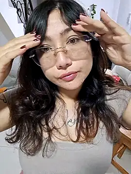 Snapshot of Mia_Ruiz chatting on 09.18.25 Mia Ruiz online show from 09.18.25