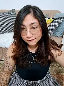 Snapshot of Mia_Ruiz chatting on 09.24.25 Mia Ruiz online show from 09.24.25