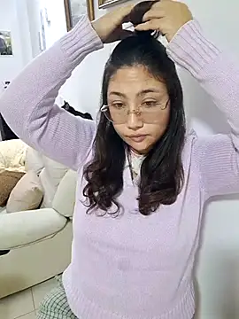 Snapshot of Mia_Ruiz chatting on 09.27.25 Mia Ruiz online show from 09.27.25