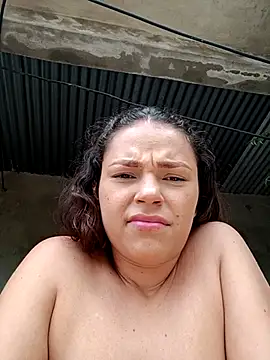 Snapshot of Mommy-Hot chatting on 02.17.25 Mommy-Hot online show from 02.17.25