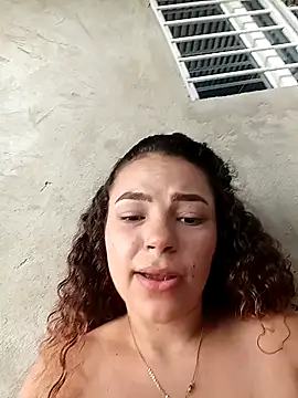 Snapshot of Mommy-Hot chatting on 03.18.25 Mommy-Hot online show from 03.18.25